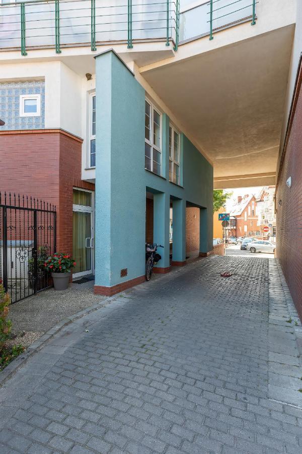 Port Kolobrzeg Cicha Street By Jantar Apartamenty Kolobrzeg Exterior photo